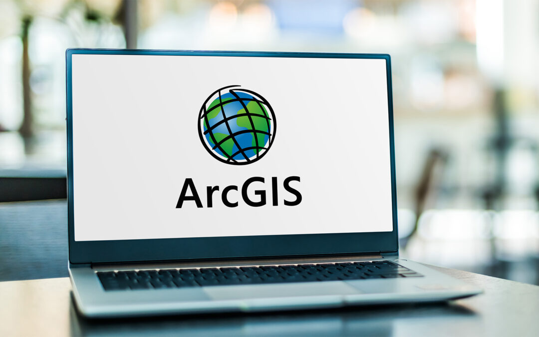 ArcGis-ohjelman logo tietokoneen näytöllä. Ohjelmaa käytetään karttojen piirtämiseen.